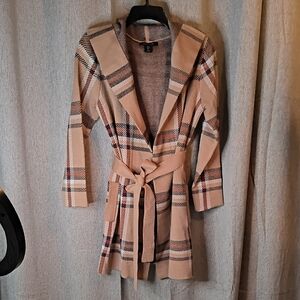 Tahari Plaid Trench Coat in Tan and Black